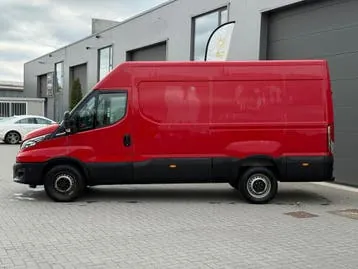 Iveco Daily 2020 photo 2