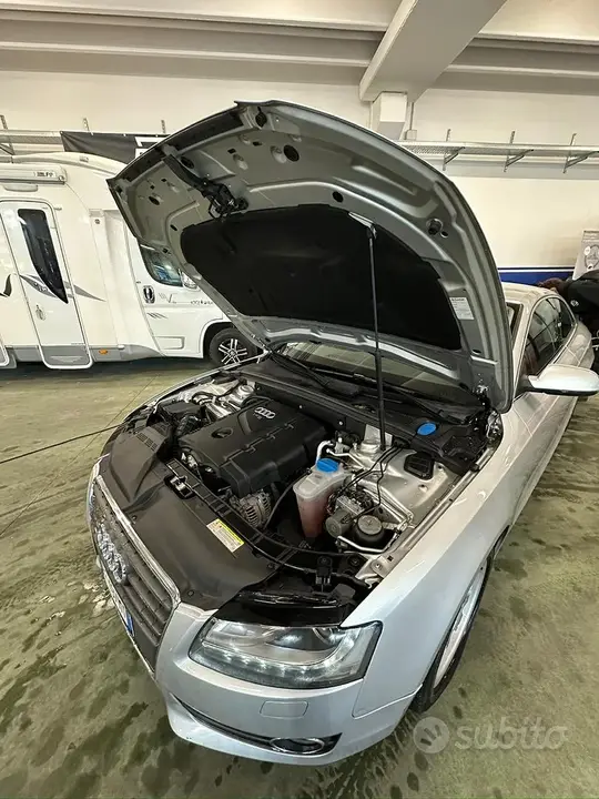 Audi A5 2011 photo 5