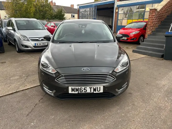 Ford Focus 2016 photo 2
