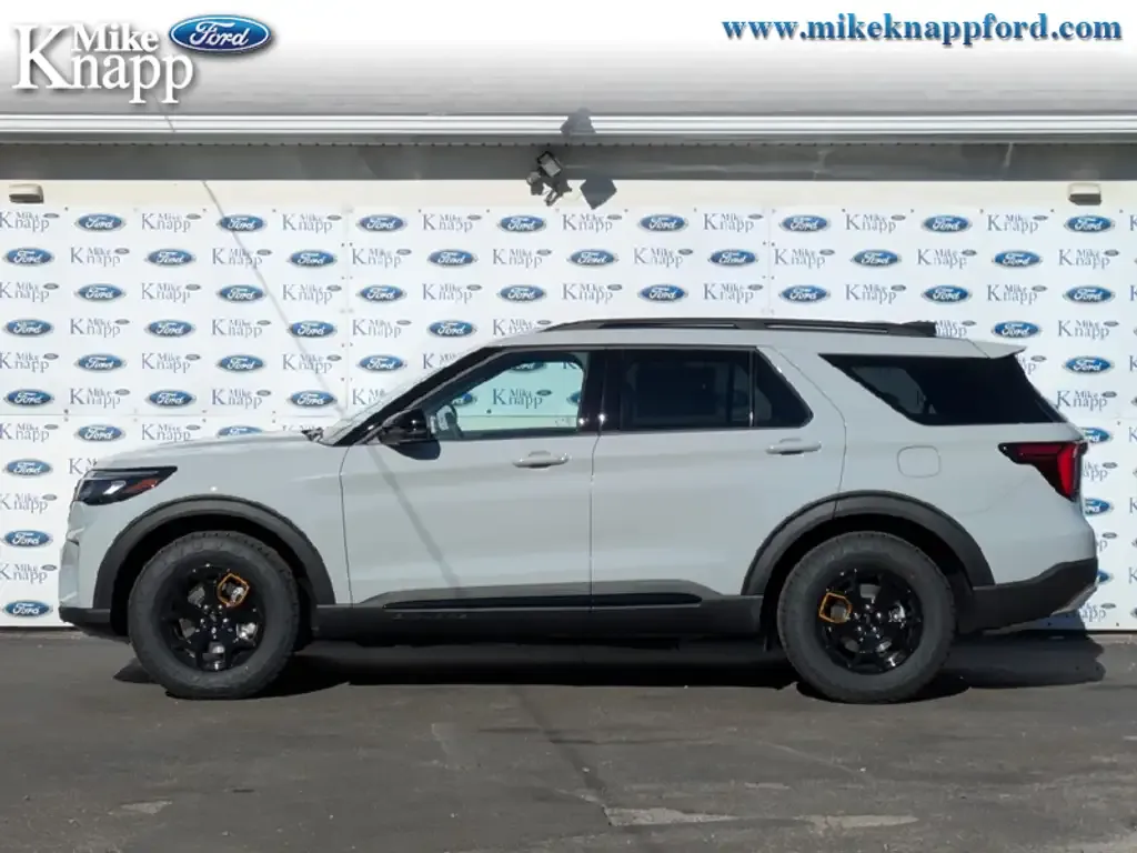 Ford Explorer 2027 photo 2