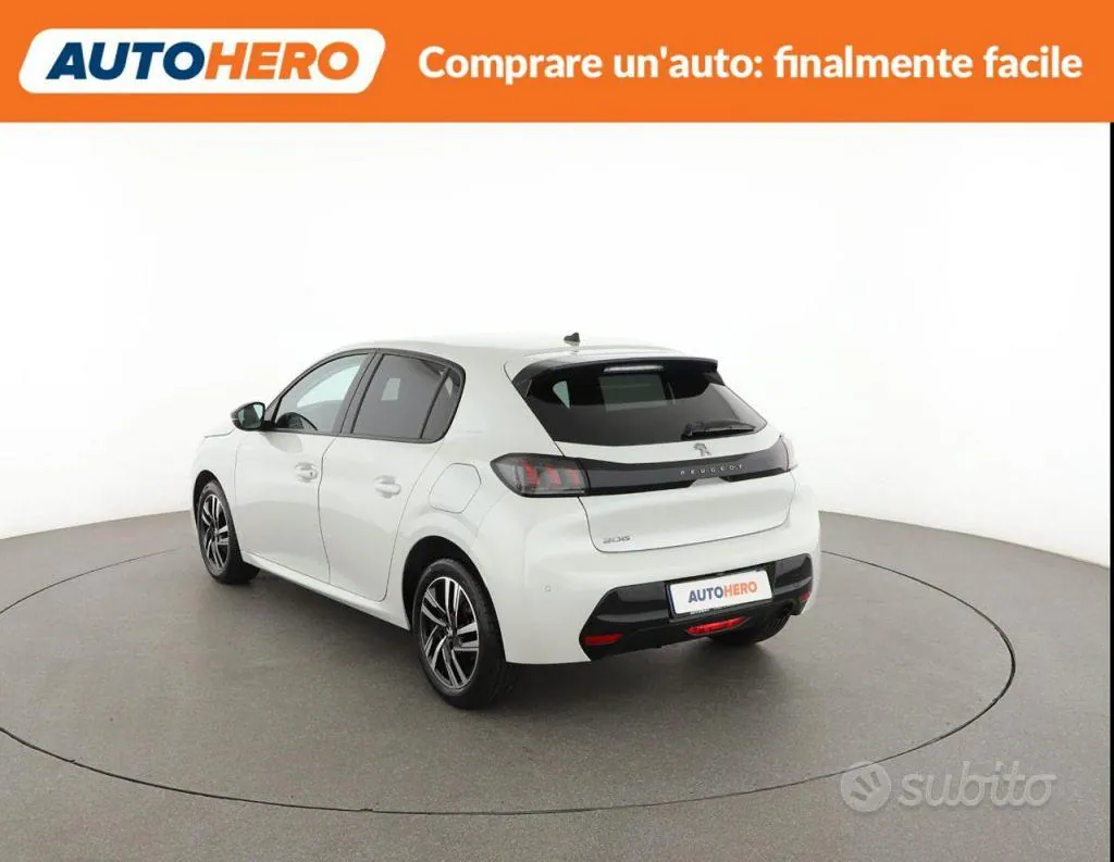 Peugeot 208 2022 photo 4