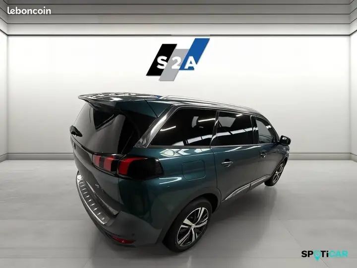 Peugeot 5008 2018 photo 5
