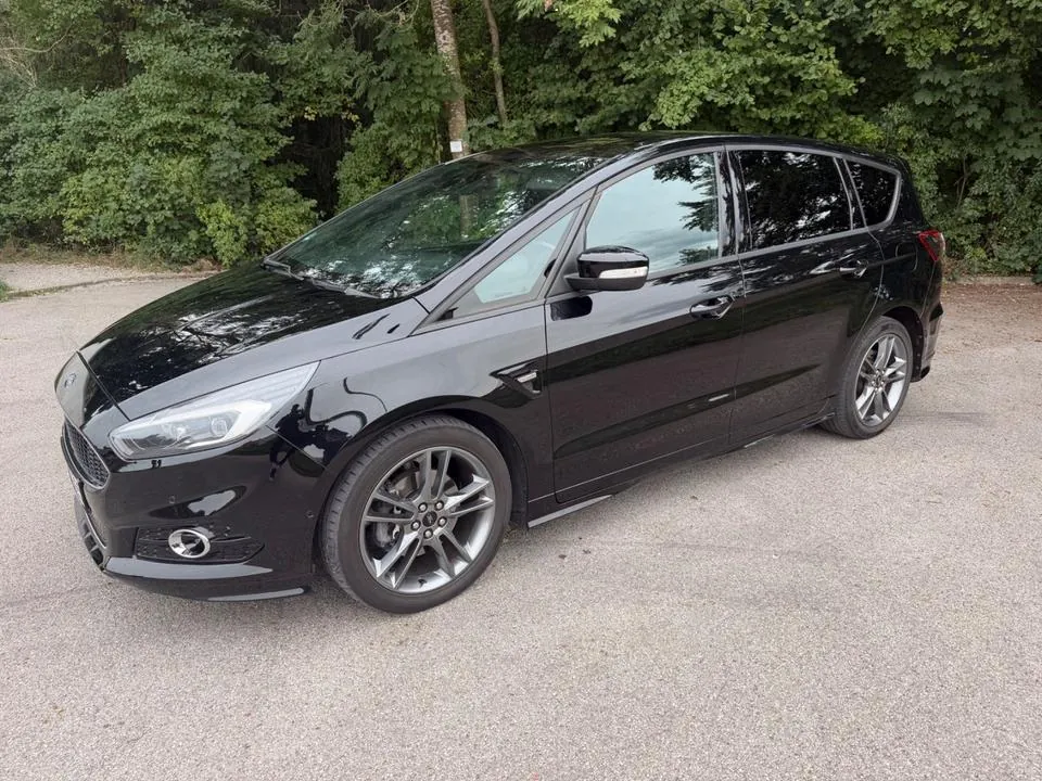 Ford S-Max
