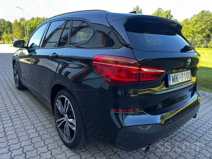 BMW X1 2017 photo 2