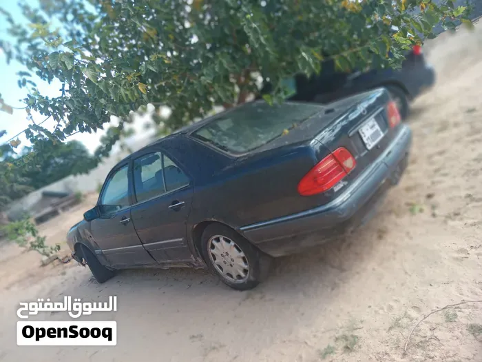 Mercedes-Benz E-Class 1998 photo 4