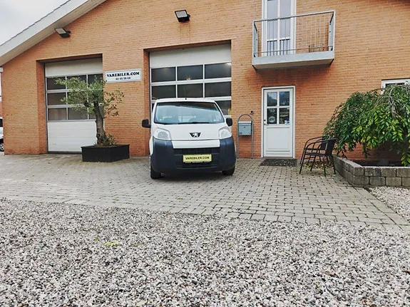 Peugeot Bipper 2011 photo 2