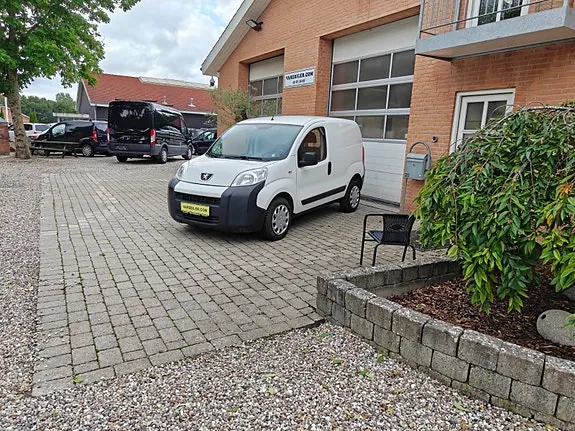 Peugeot Bipper 2011 photo 4