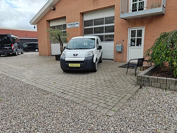 Peugeot Bipper 2011 photo 3