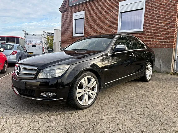 Mercedes-Benz C320