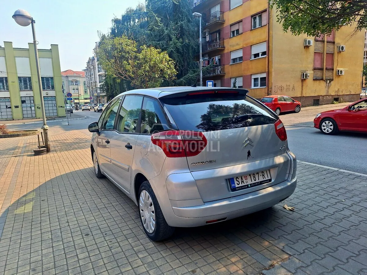Citroen C4 Picasso 2008 photo 2