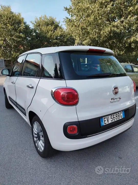 Fiat 500L 2014 photo 2