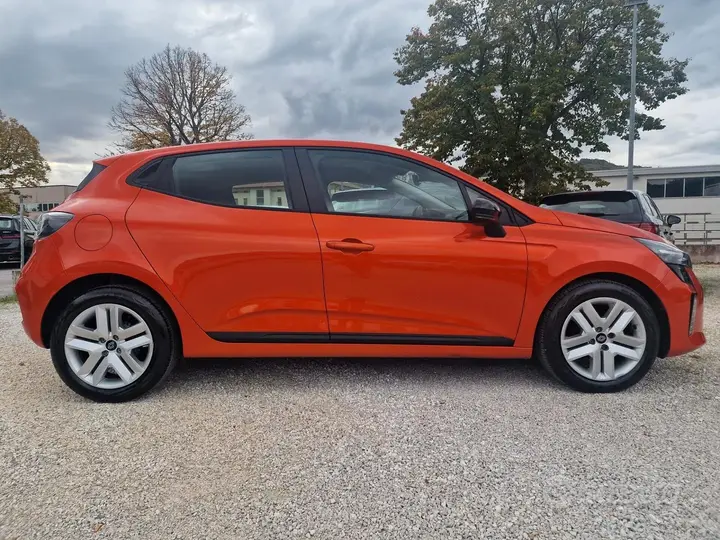 Renault Clio 2024 photo 4