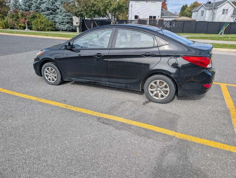 Hyundai Accent 2014 photo 3