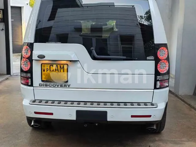 Land Rover Discovery 2015 photo 2