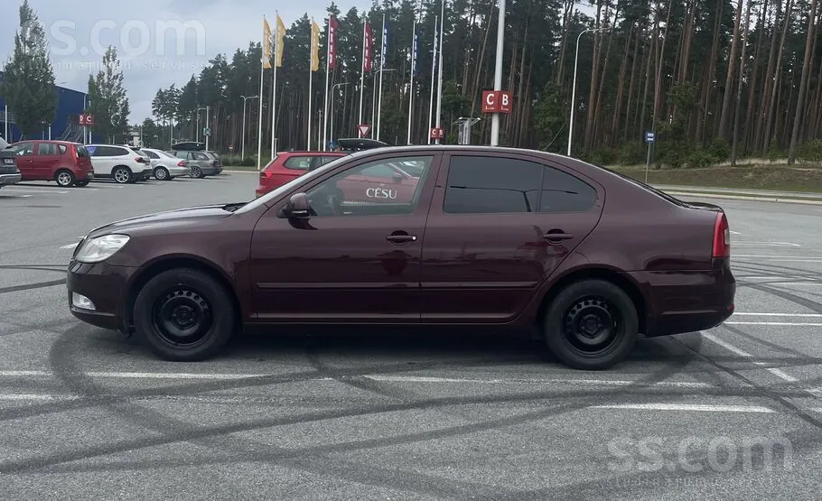 Skoda Octavia 2012 photo 4