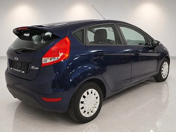 Ford Fiesta 2012 photo 3