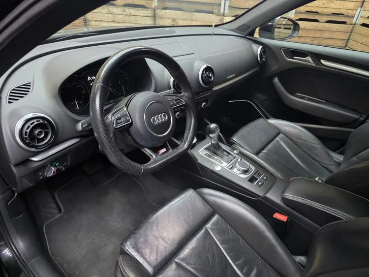 Audi A3 2015 photo 3