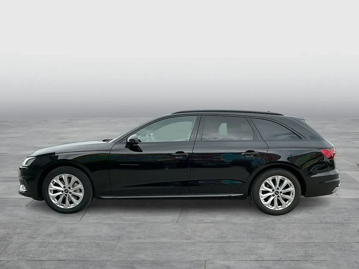 Audi A4 2022 photo 3