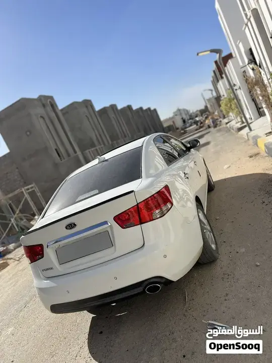 Kia Forte 2012 photo 3