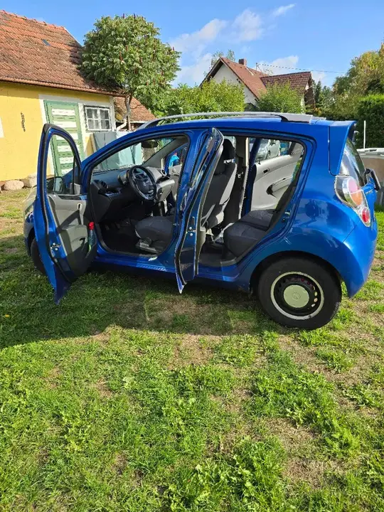 Chevrolet Spark 2010 photo 2