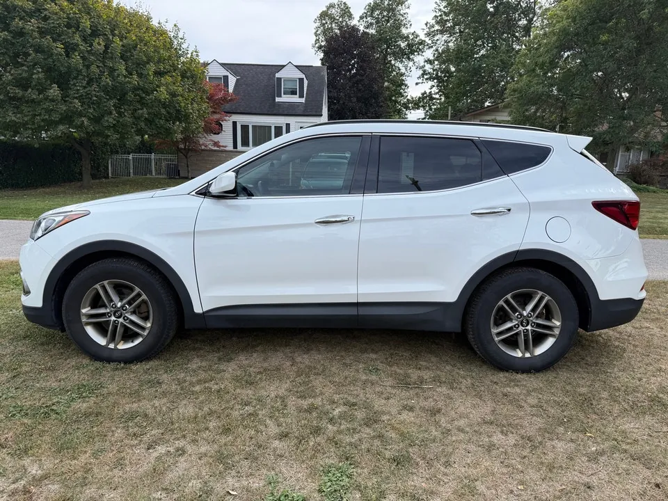 Hyundai Santa Fe 2017 photo 2