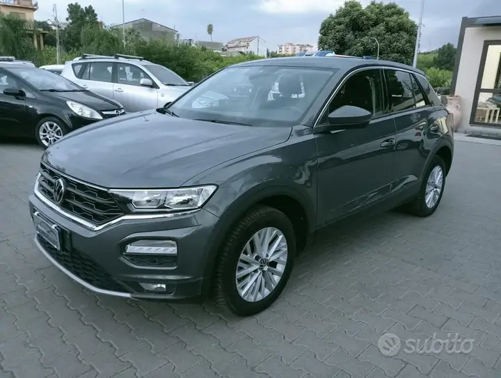 Volkswagen T-Roc 2021 photo 3