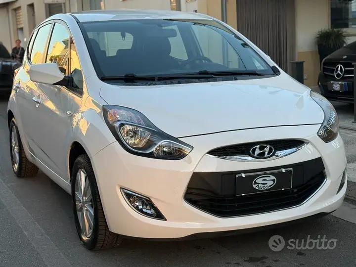 Hyundai Ix20 2014 photo 2