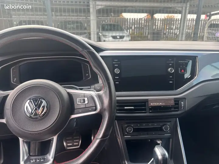 Volkswagen Polo 2018 photo 3