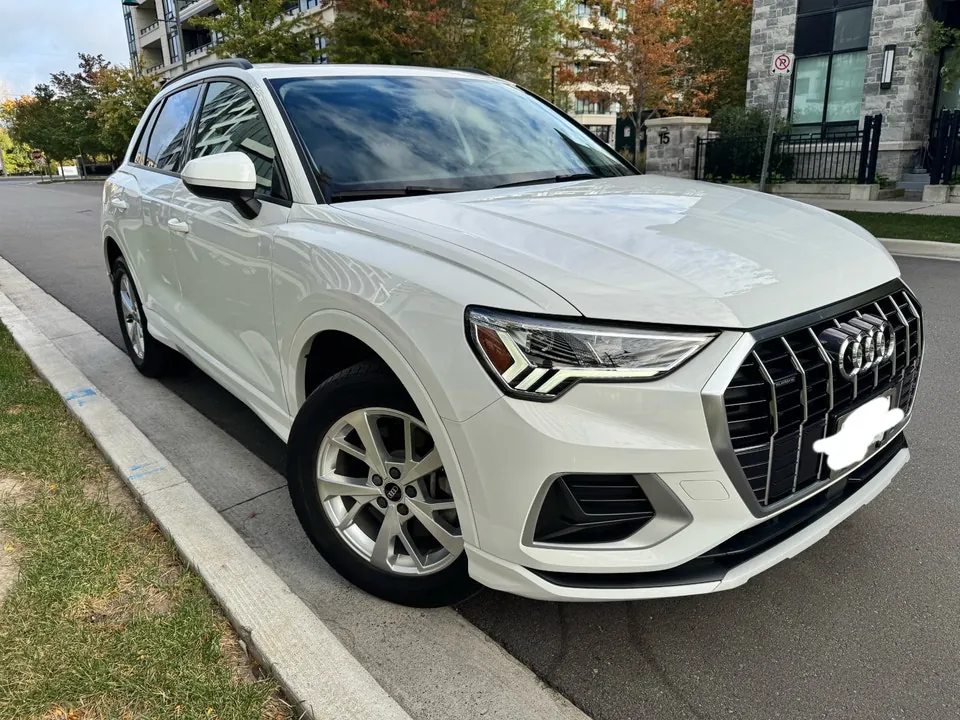 Audi Q3 2022 photo 2