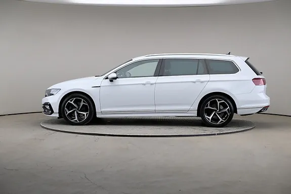 Volkswagen Passat 2022 photo 4