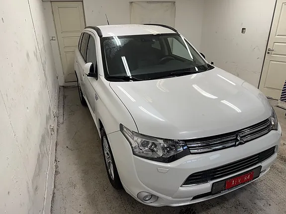 Mitsubishi Outlander 2014 photo 5