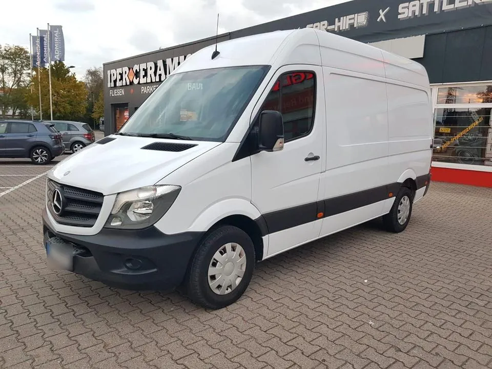 Mercedes-Benz Sprinter