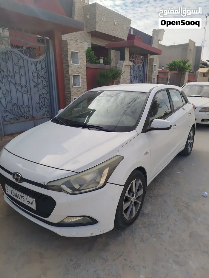 Hyundai I20 2018 photo 2