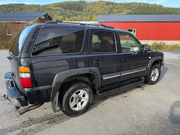 Chevrolet Tahoe 2004 photo 3