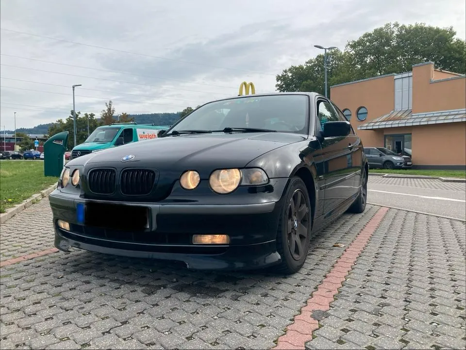 BMW 325Ti