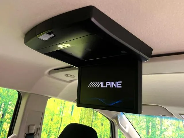Mitsubishi Delica D:5 2016 photo 4