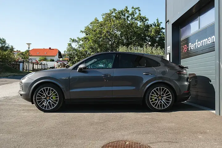 Porsche Cayenne 2022 photo 3