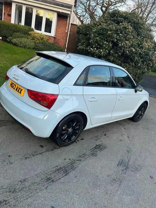 Audi A1 2013 photo 5