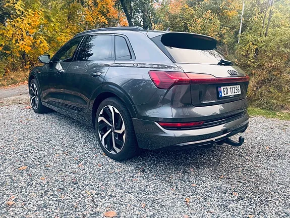 Audi E-Tron 2021 photo 5