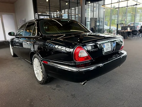 Jaguar Xj8 2006 photo 3
