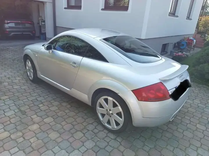 Audi Tt 2001 photo 2