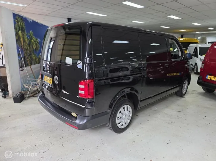 Volkswagen Transporter 2019 photo 3