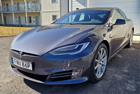 Tesla Model S 2020 photo 3