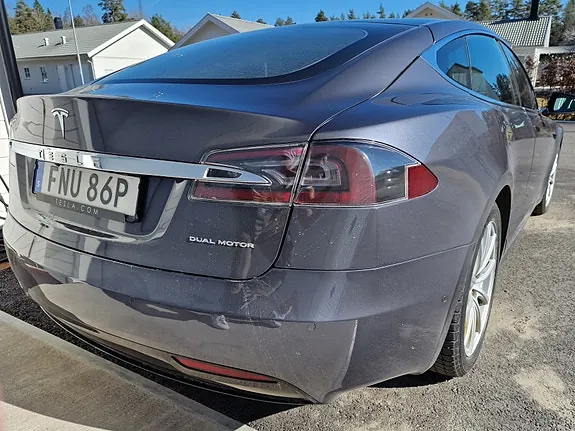 Tesla Model S 2020 photo 4