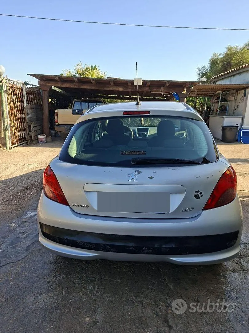 Peugeot 207