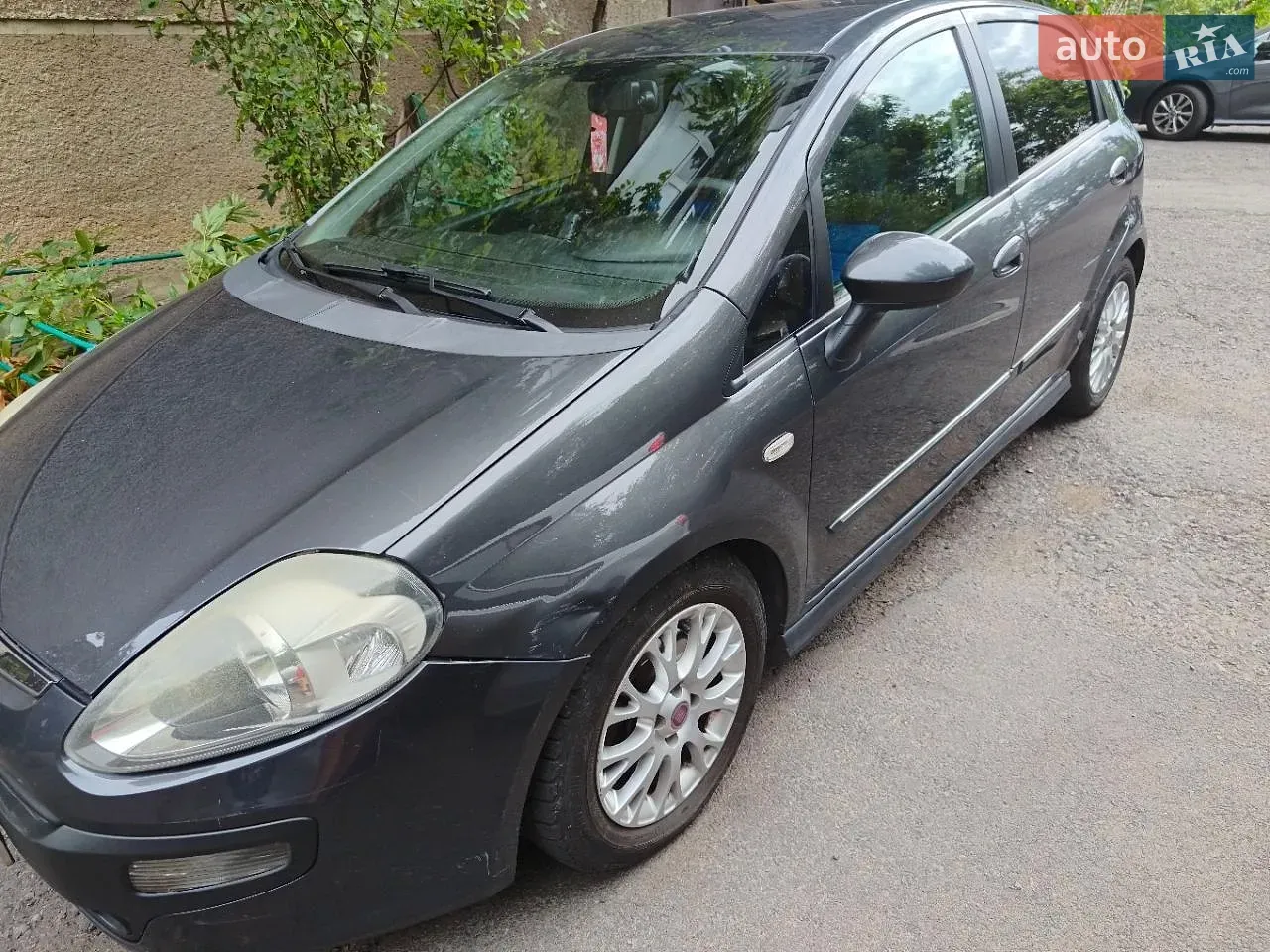 Fiat Punto 2010 photo 4