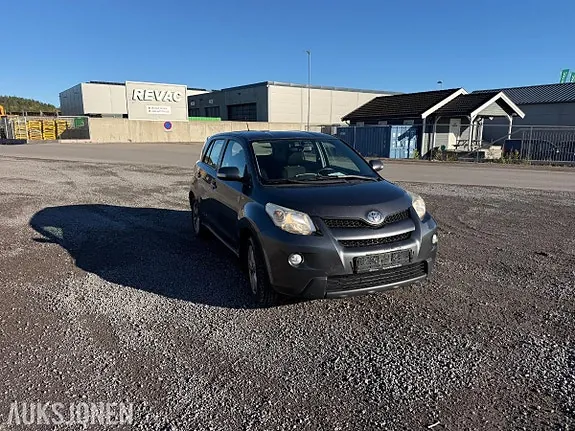 Toyota Urban Cruiser 2011 photo 5