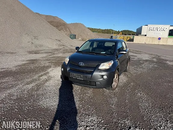 Toyota Urban Cruiser 2011 photo 2