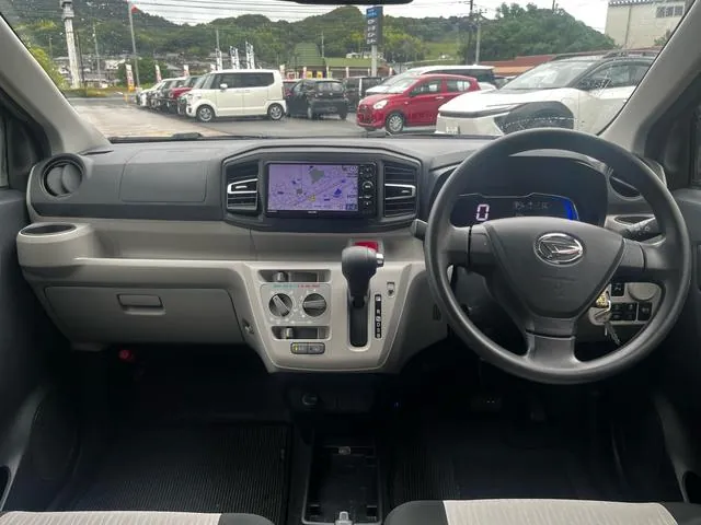 Daihatsu Mira 2017 photo 4