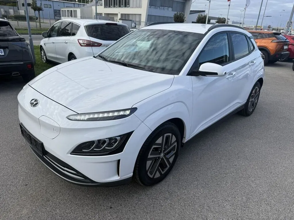 Hyundai Kona 2022 photo 2